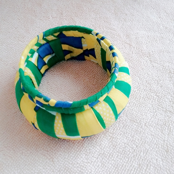 3 Sets Green Fabric Bracelets for Women - Picture 3 of 4